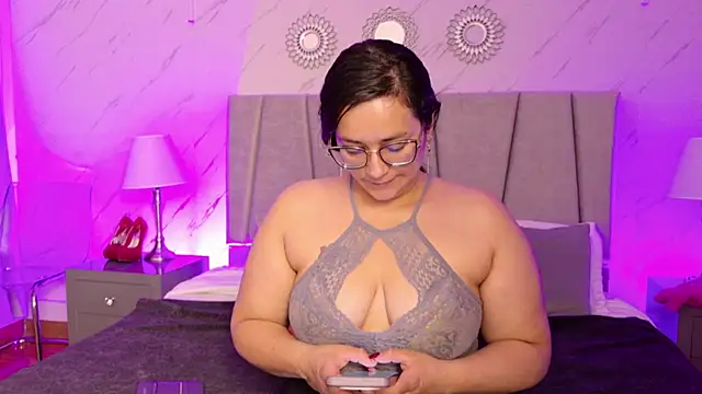 Michell Monet online show from July 15, 2:44 pm