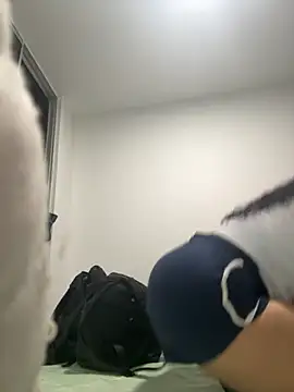 Anavalle online show from November 2, 8:07 am