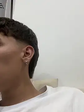  Kinky69  online show from December 19, 1:21 am