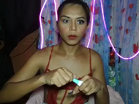 Kim25xxxx online show from June 24, 11:31 am