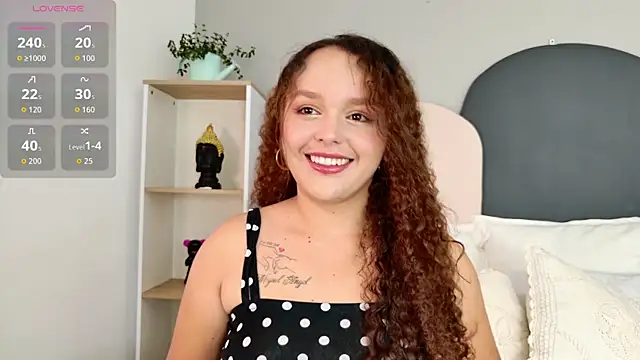 CamilaGomez149 online show from July 28, 8:23 pm