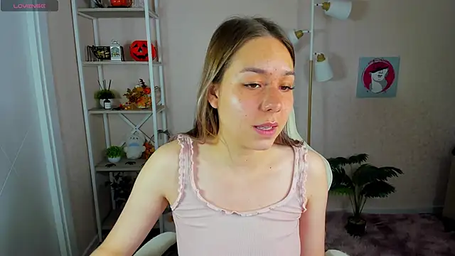 Al1ice Moures online show from November 24, 1:18 am