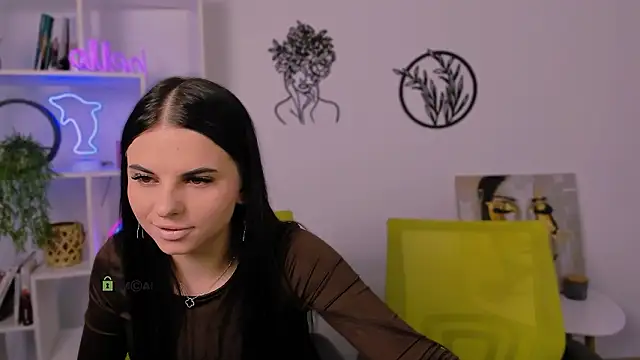 nicole muah online show from January 16, 9:49 am