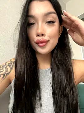 kiss Lissa online show from November 16, 11:10 am