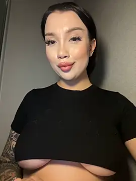 kiss Lissa online show from October 28, 7:08 pm