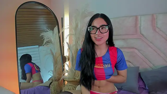 cherry bunnyx online show from January 14, 4:39 am