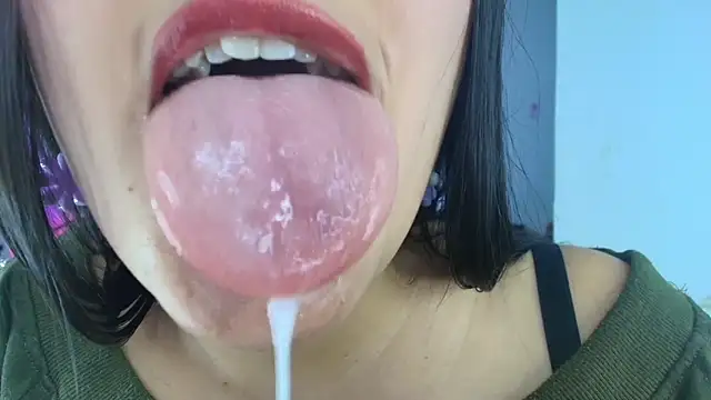 Hinata 21  online show from January 6, 8:45 pm