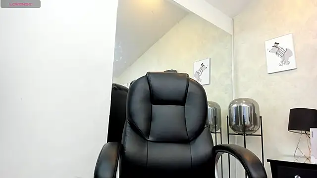 alana johnson 0 online show from July 31, 12:39 pm