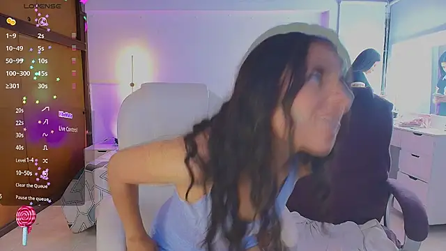 kloe28 online show from June 12, 3:36 am