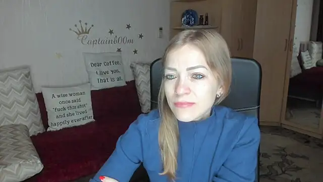 Snapshot of Tiffany_Bates chatting on October 6, 3:23 am Tiffany Bates online show from October 6, 3:23 am