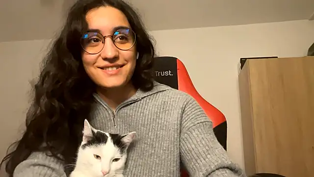 EvaJetty online show from November 4, 3:39 pm