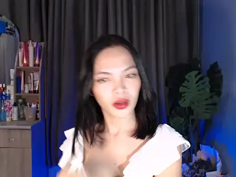 Asian briee143xx online show from February 23, 2:49 pm