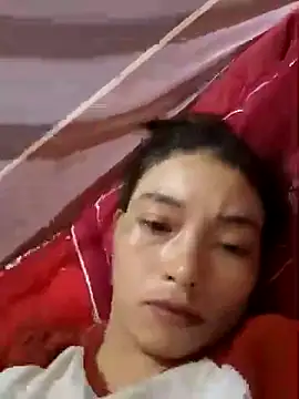 Snapshot of Phiny_xx chatting on October 9, 6:28 am Phiny xx online show from October 9, 6:28 am