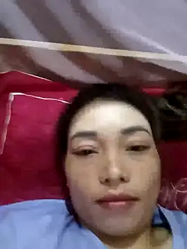 Snapshot of Phiny_xx chatting on October 4, 6:08 am Phiny xx online show from October 4, 6:08 am