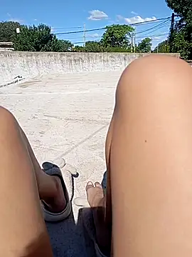 CrisHot202 online show from October 18, 7:04 pm