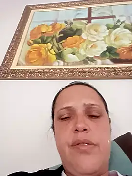 Snapshot of Crisribeiro chatting on October 2, 7:08 pm Crisribeiro online show from October 2, 7:08 pm