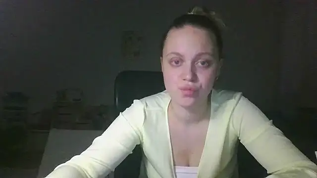 Cynoraye online show from March 15, 8:00 pm