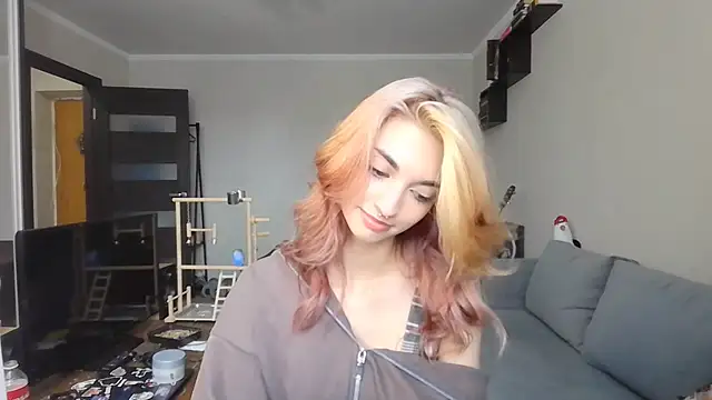 Snapshot of JillianBozak chatting on September 29, 10:31 am JillianBozak online show from September 29, 10:31 am