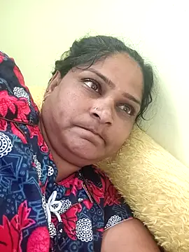 navyasree143 online show from December 21, 3:22 am