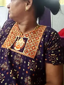 navyasree143 online show from April 28, 2:38 am