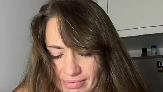 Roriann online show from March 10, 4:00 pm