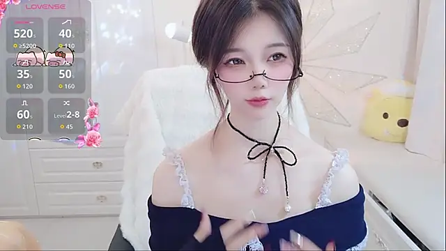 Snapshot of Coco-Di chatting on October 14, 12:19 pm Coco-Di online show from October 14, 12:19 pm