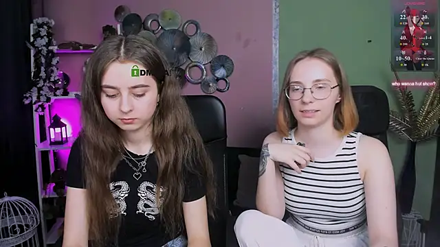 rebecca smile online show from December 21, 1:59 pm