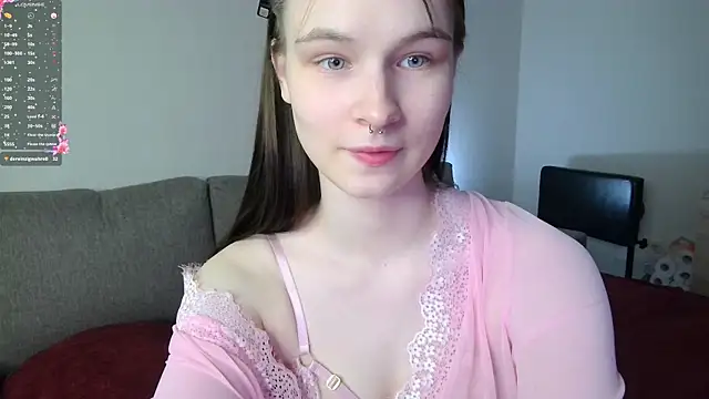 LolaVibe online show from February 2, 3:55 pm