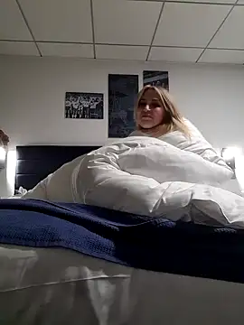 Sadie alexandra online show from October 11, 10:23 pm