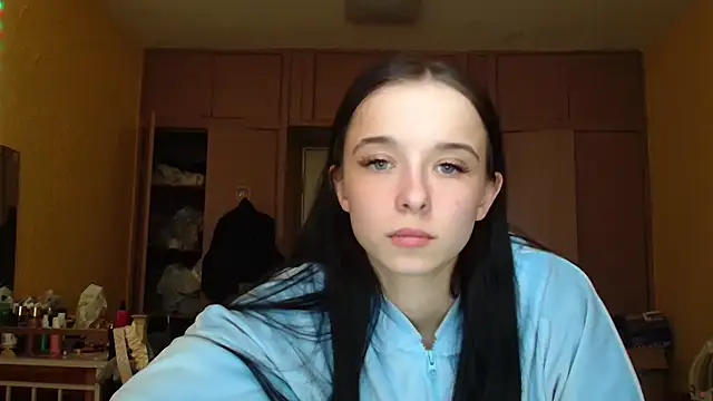 Emilia Light online show from April 28, 12:31 pm