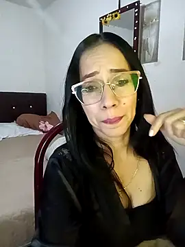 YaraDuartee online show from October 20, 3:20 am