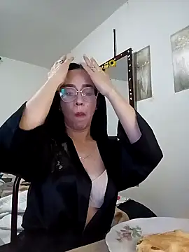 YaraDuartee online show from October 15, 12:57 am