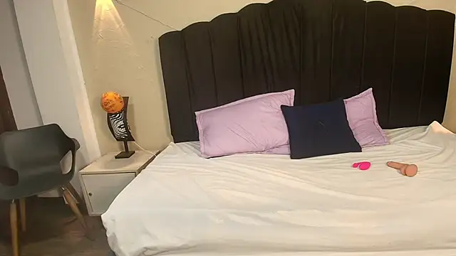 GabySweett  online show from November 12, 12:03 pm