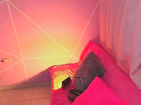 CuteFlame online show from November 21, 9:39 pm