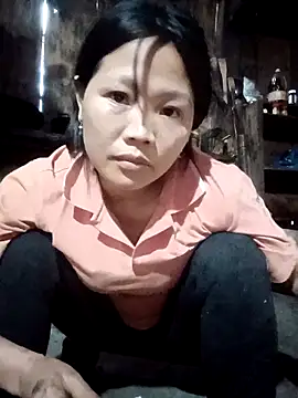 bree-zz online show from March 12, 4:59 am