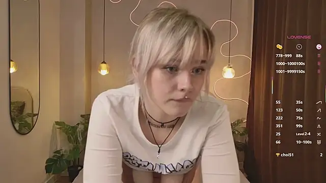 MayWins online show from October 30, 10:22 pm