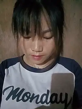 min-xinh online show from June 10, 9:24 pm