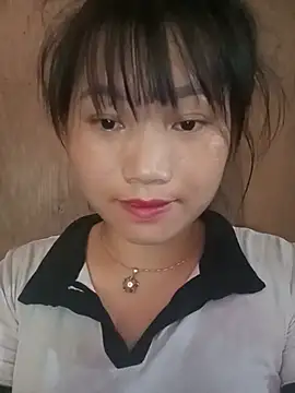 min-xinh online show from June 25, 6:29 am
