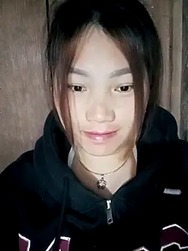 min-xinh online show from November 13, 9:25 pm