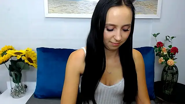 LuisaLive online show from May 5, 6:16 am