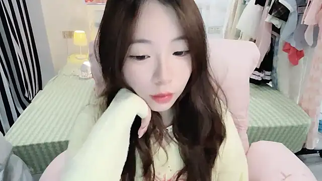 Gardenia-222 online show from February 4, 1:47 pm