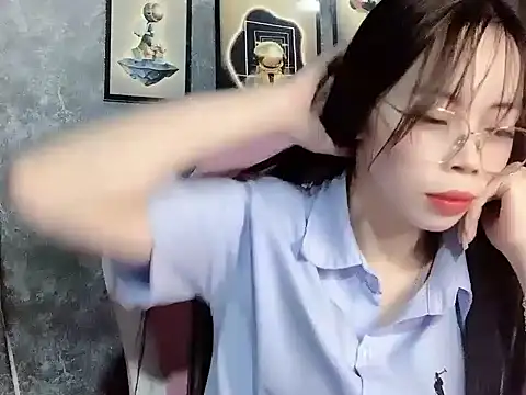 Snapshot of Ellie039 chatting on October 14, 4:20 pm Ellie039 online show from October 14, 4:20 pm