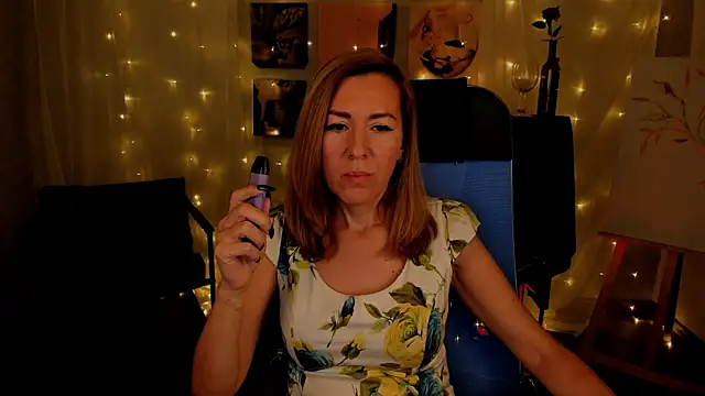 DonnaSmitth online show from November 7, 3:39 pm