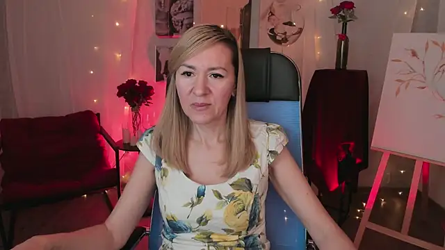 DonnaSmitth online show from March 13, 7:26 pm