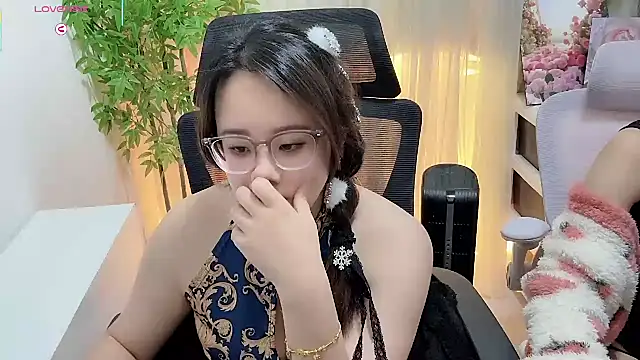 NEWONETO online show from December 19, 9:07 pm