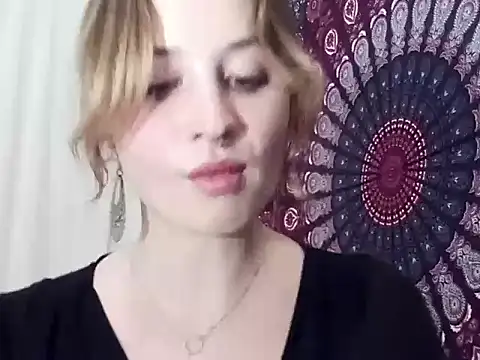 AdalynKiss online show from October 17, 6:55 pm