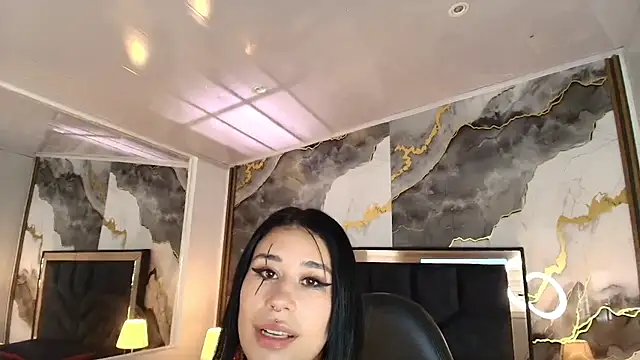 SusanVilla online show from June 25, 7:59 pm