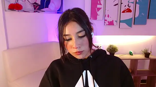 koyuki san online show from March 18, 2:55 pm