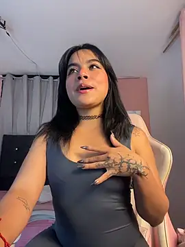 Veeronica  online show from November 8, 1:32 am