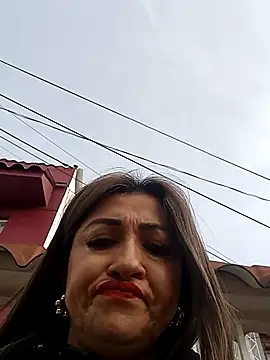 chloe  Jones  online show from November 10, 12:11 pm